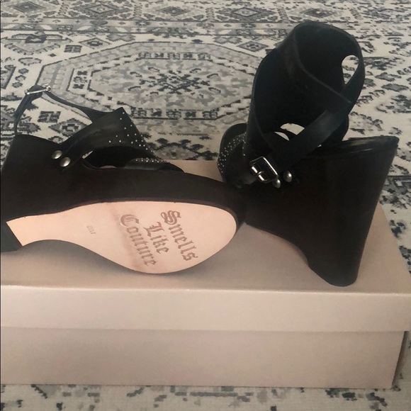 New‼️ juicy couture wedges. - Picture 5 of 5